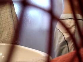 Nicei hairy pussy getting naked in the shower