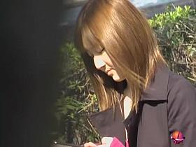 Enchanting petite babe gets quickly attacked during top sharking odyssey