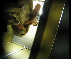 Changing voyeur after pool