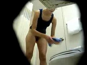 Friends Changing clothes