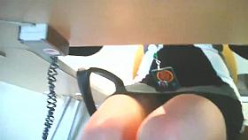 upskirt secretary Spanish