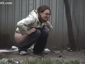 Girls Pissing voyeur video 243