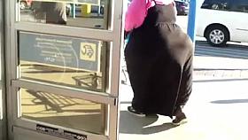 Ebony Aunty Megaculona