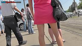 100% real street upskirt movie