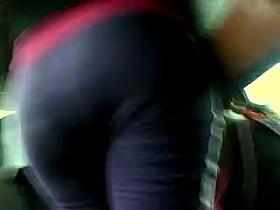 MI VECINA LA MAESTRA CULONA DE EDUCACION FISICA.