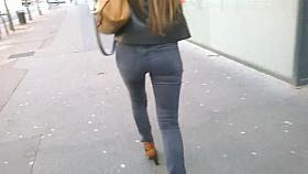 chasseur de petits culs - hunter asses
