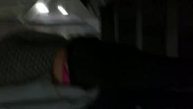 tanguita rosa en el metro