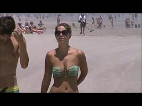 hot teen beach voyeur jiggly tits 6