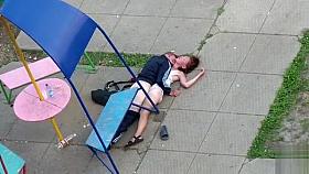 Crazy homeless couple has public sex in a park