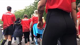 Slim runner in super tight spandex with VTL