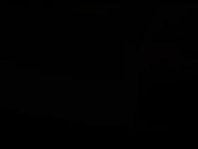 Strange video that is supposed to feature upskirt