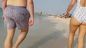 Candid hot bikini pawg!