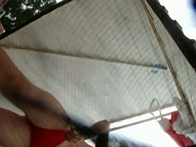 Exciting trimmed pussy show for the beach voyeur hunter