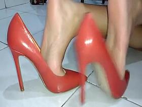 DANGLING AND TOE CLEAVAGE