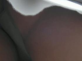 Amatuer blonde milf upskirt video