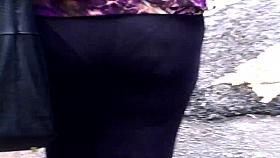 SDRUWS2 - SEE THROUGH PANTS AND BIG BUT SHOWING PANTYLINE