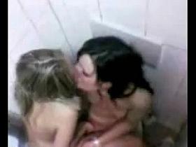 Hidden cam. My girlfriend is lesbian !!!