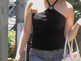 Street sharking master uncovers sexy Japanese tits