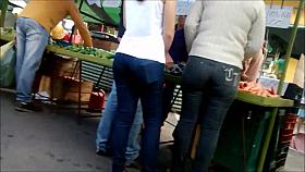 novinha o que ela tem em comun