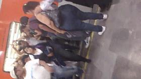 Mega big booty en el metro del df