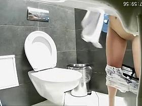 Girl spied in modern public toilet pissing
