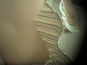 Chubby hips up skirt peek on the hidden cam of hunter