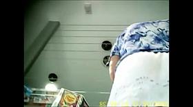 Mature Upskirt Flesh panties