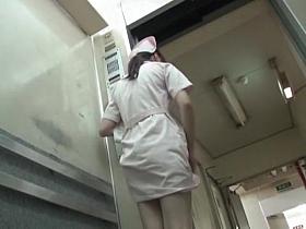 Man has sharked her skirt in the lift and run away