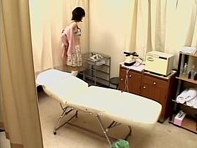 Hardcore pounding for a hot Asian babe in voyeur massage clip