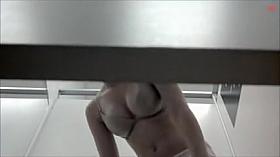 Amateur changing room girl sexy tits in tight bra