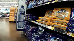 Big booty spandex splash