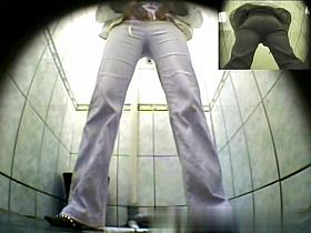 Girls Pissing voyeur video 149