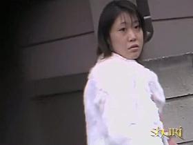 Lovely Japanese skank receives very fast sharking treatment