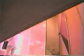 full view pussies pissing in the public toilets and wiping themselves