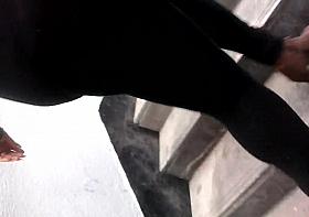 Ligandome a una nalgona del metro