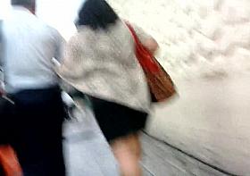 Chaparrita madura en vestido corto II