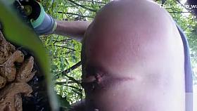 Bootylicious women taking huge dumps