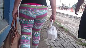 Dolores Arrechinga Tronco de culo Leggins Hippies rosas