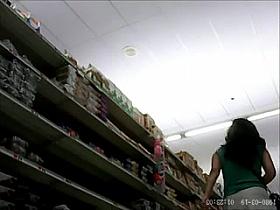 nice girl shopping undies upskirt