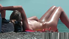 Sexy nudist girlfriend pipe to the real public beach