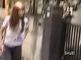 She shakes her tight booty for a Japan sharking clip