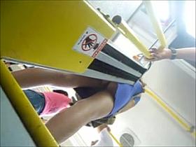 por baixo da vestido azul pacote preto