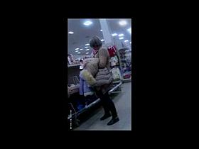 Flash cum in supermarket 18