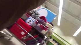 upskirt pantie 106 mom