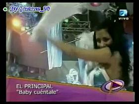 Hot dancer sluts upskirt on tv