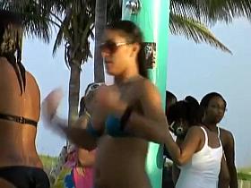 Brazilian ass in a g-string bikini is perfect