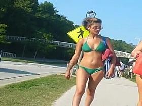 Very Stunning Beautiful Girl Caught on Cam (Describe Her)