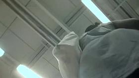 Upskirt 39 - Ebony with thong (or not ?)