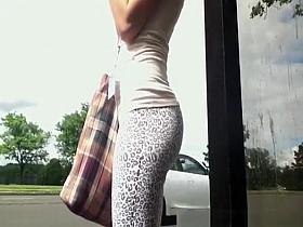 Nice ass chick in leggings