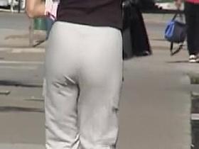 Amateur in light cotton pants spied from behind bushes 07t